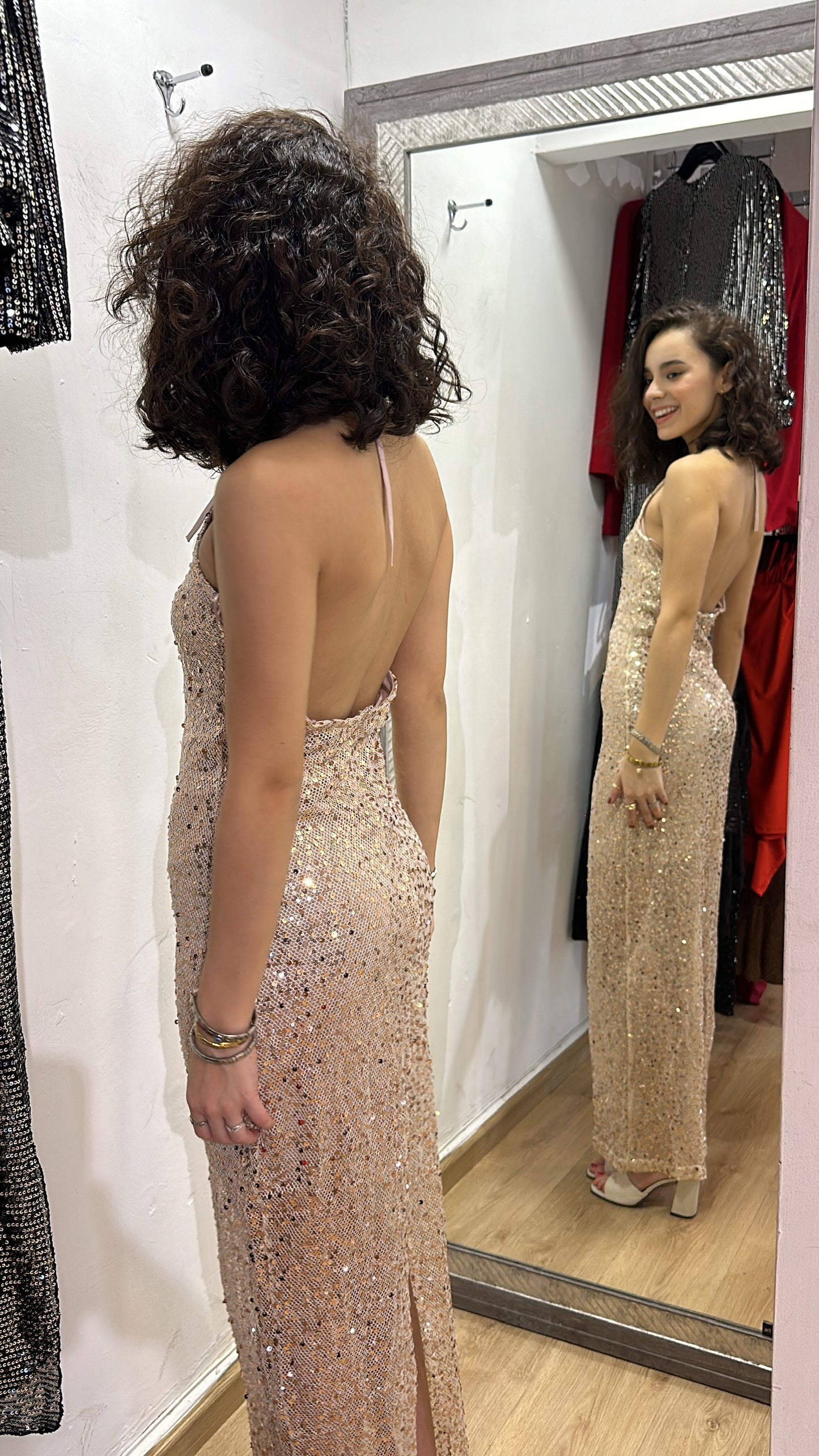 VESTIDO ROSE GOLD DE LENTEJUELA