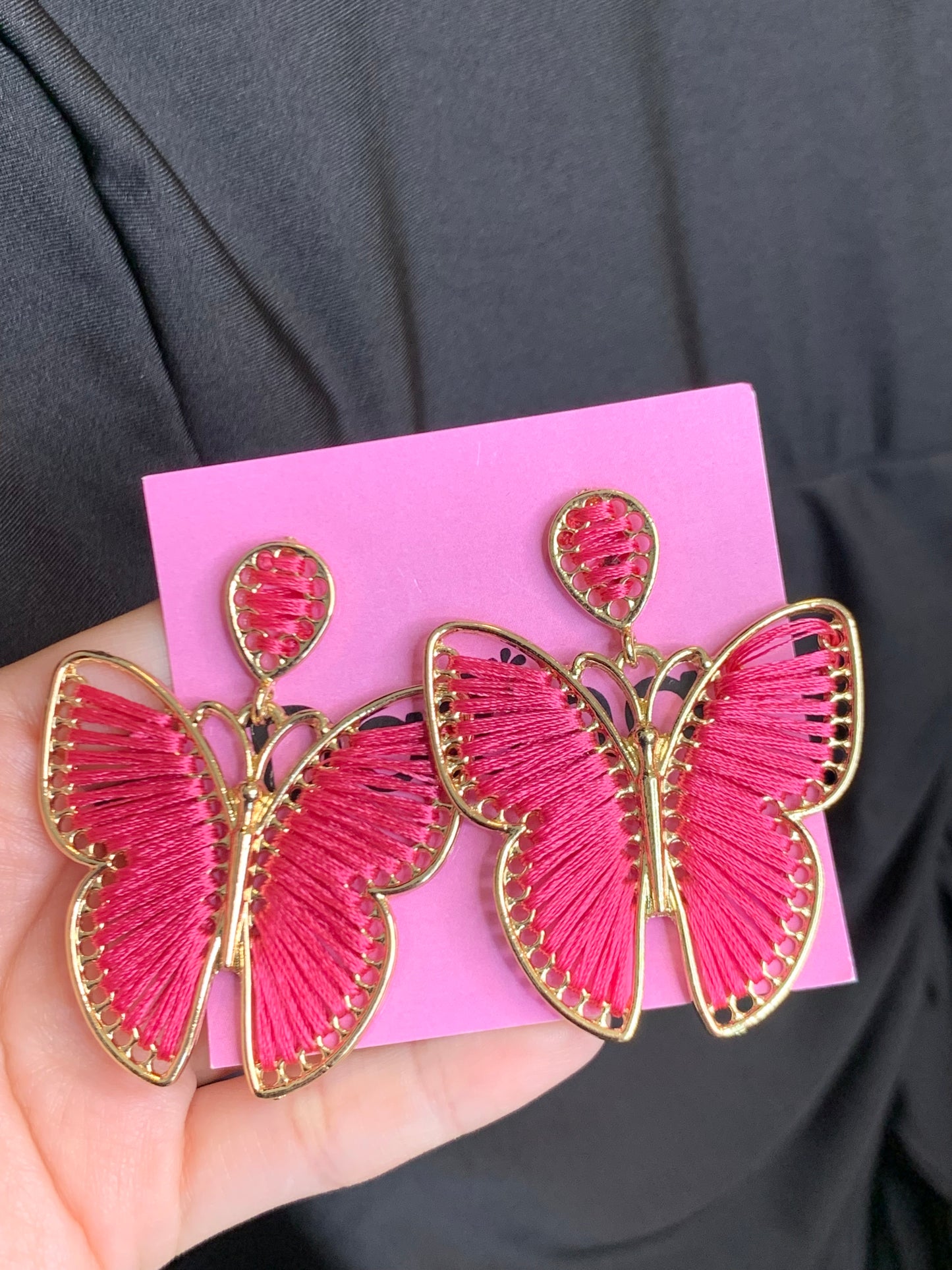 ARETES COLGANTES DE MARIPOSA