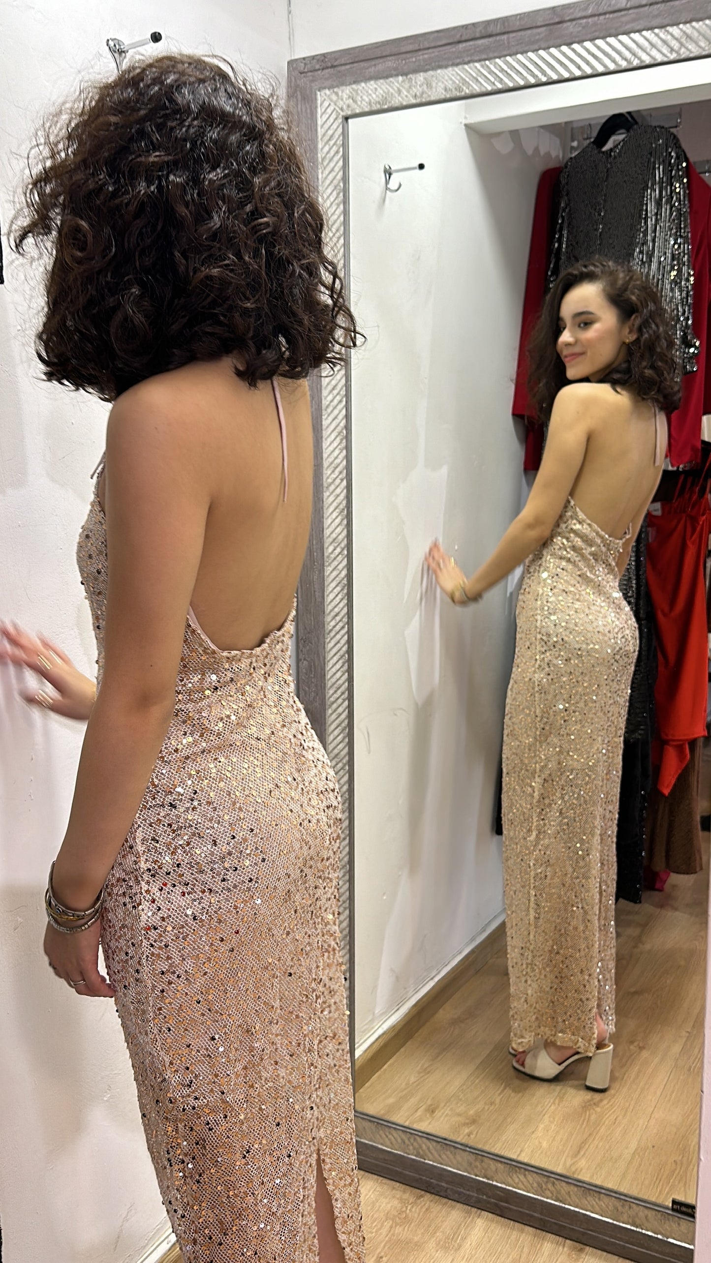 VESTIDO ROSE GOLD DE LENTEJUELA